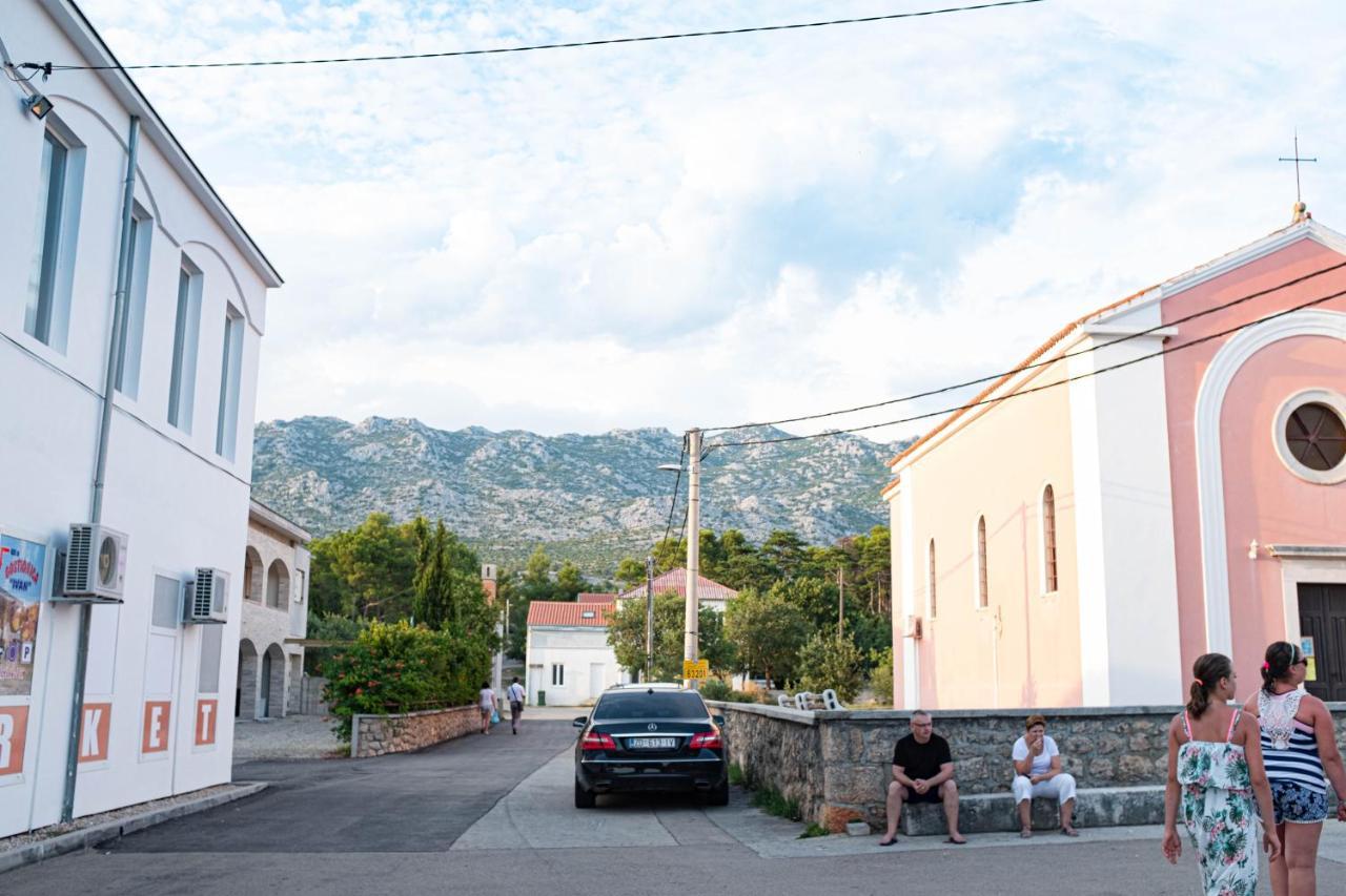 Mala Vila Seline Exterior photo